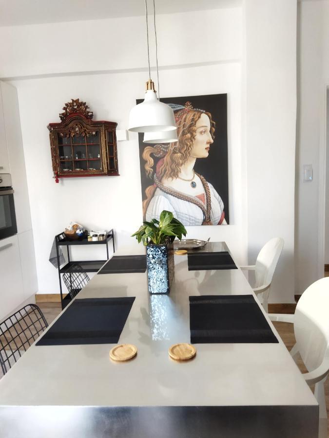 Minimal Apartment By The Beach Corinthe Extérieur photo